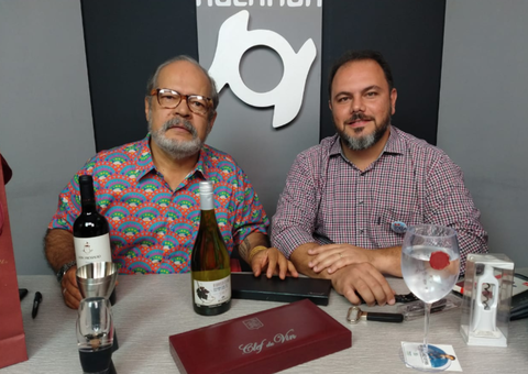 ABRE A BOCA E FECHA OS OLHOS: RODRIGO BLANCO, ENÓFILO E GARIMPEIRO DE VINHOS