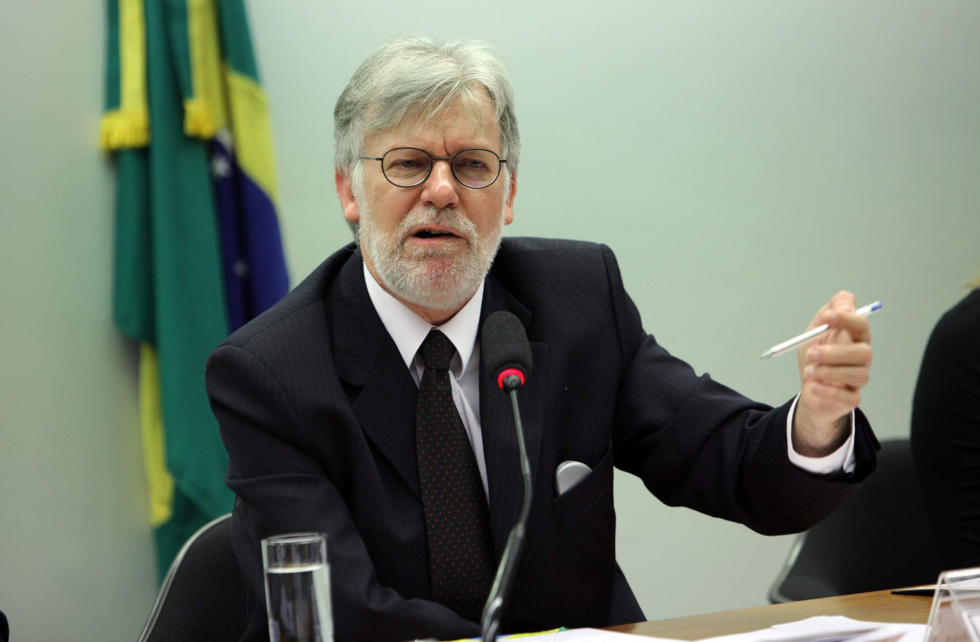 Ministro do STJ nega pedido para suspender corte de verbas de universidades