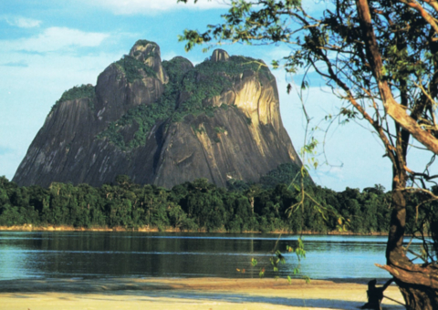 Narcotraficantes mantêm controle sobre Cucuí, no Amazonas