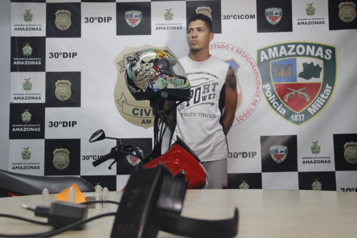 Com ficha criminal extensa, suspeito de assaltar garis é preso em Manaus