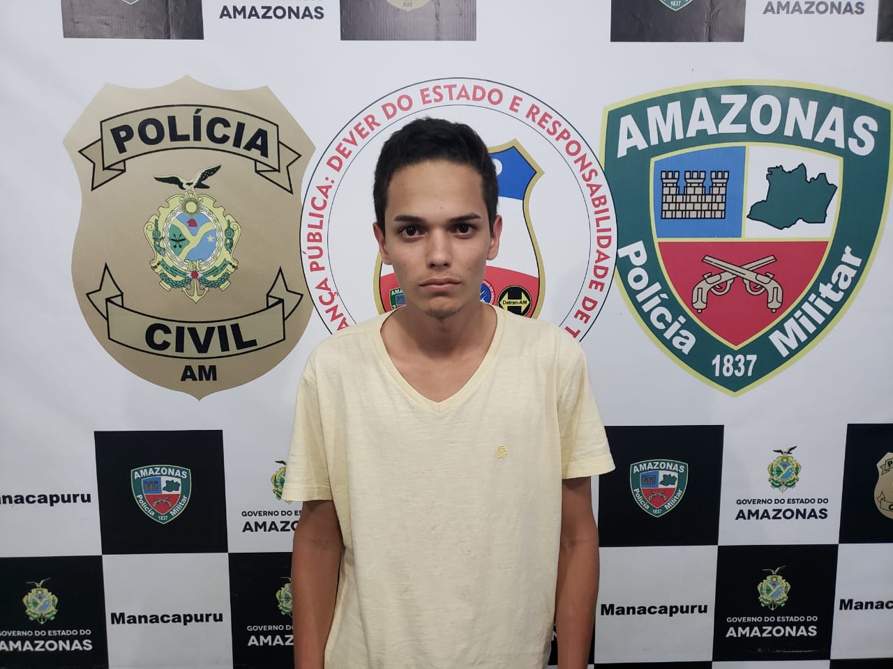 Jovem é preso suspeito de ordenar roubo a padaria do próprio pai no Amazonas