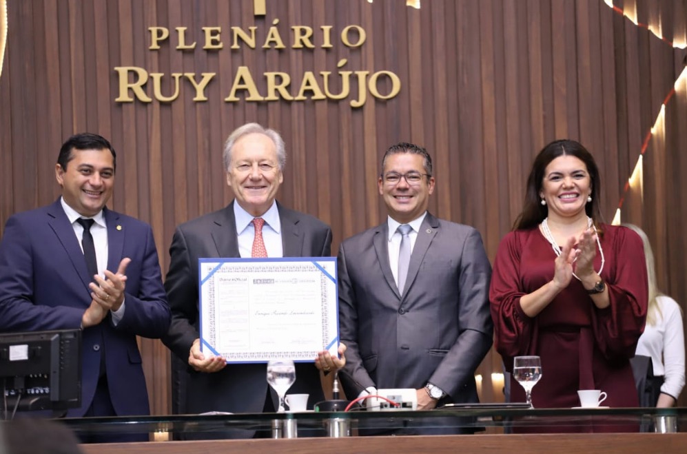 Ministro Ricardo Lewandowski recebe título de cidadão do Amazonas 