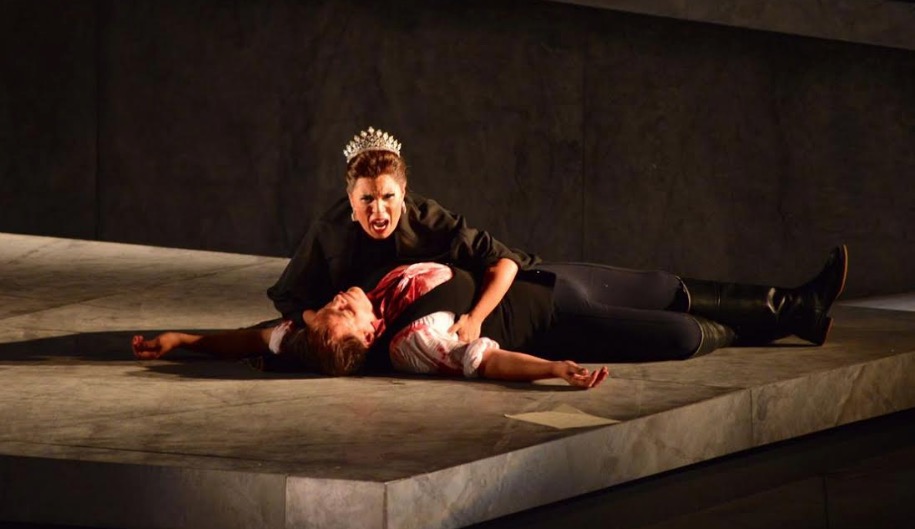 ‘Tosca’ se despede do 22º Festival Amazonas de Ópera com teatro lotado