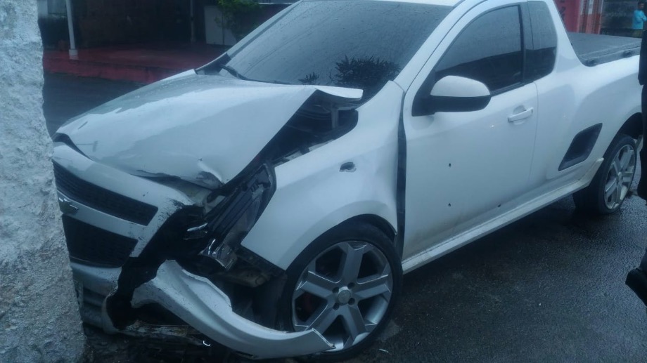 Casal suspeito de arrastão é preso após trocar tiros em borracharia de Manaus