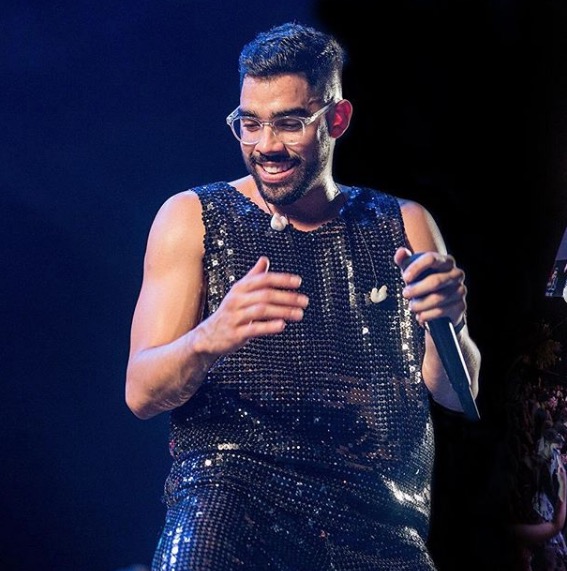 Cantor Gabriel Diniz gravou vídeo dentro do avião antes de tragédia