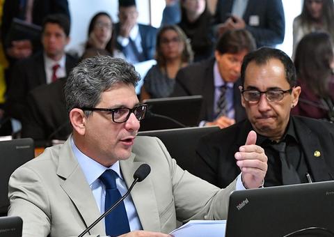 Senadora quer pagamento de pensão até 24 anos de idade