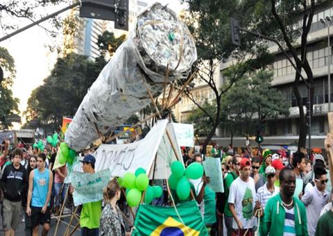 Marcha da Maconha reúne manifestantes neste sábado em Manaus 