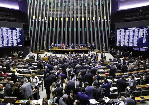 Câmara aprova MP que busca coibir fraudes no INSS