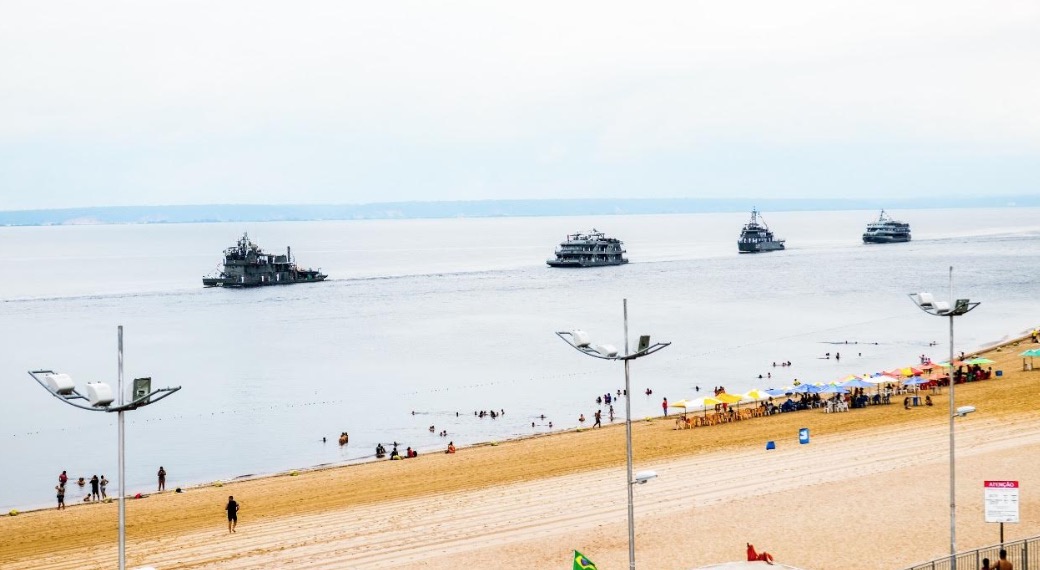  Visitação pública aos navios da Marinha e Parada Naval acontecem neste fim de semana