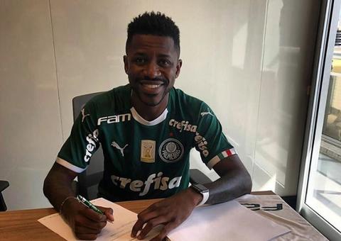 Palmeiras anuncia a contratação do meia Ramires por quatro anos