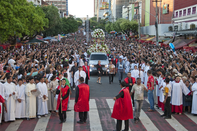 Missas e procissão marcam o Corpus Christi em Manaus