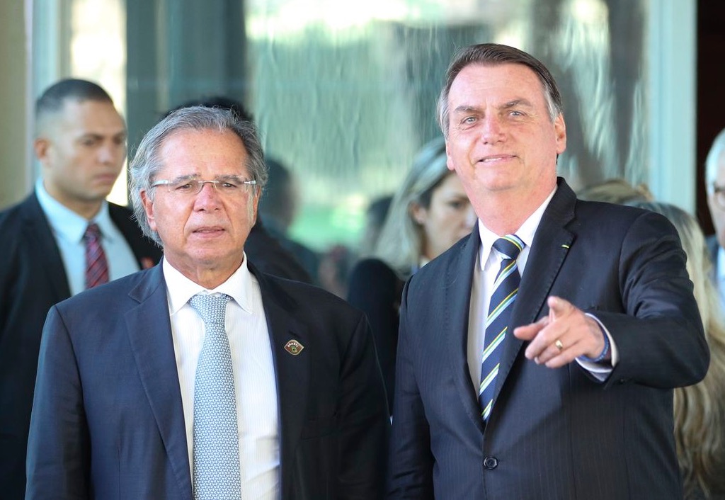 Bolsonaro e Paulo Guedes voltam a atacar Zona Franca de Manaus 