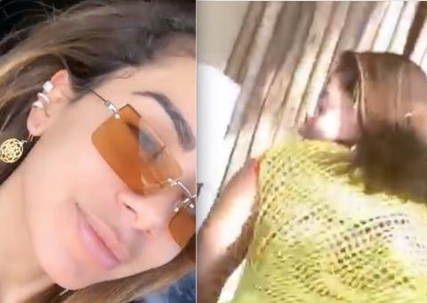 De fio dental, Anitta dá surra de bunda em close ousado e libera imaginação