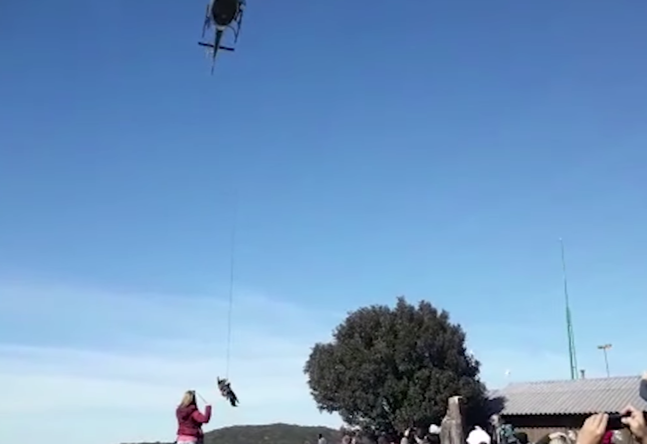 Após selfie, homem tenta recuperar chapéu e cai de penhasco 