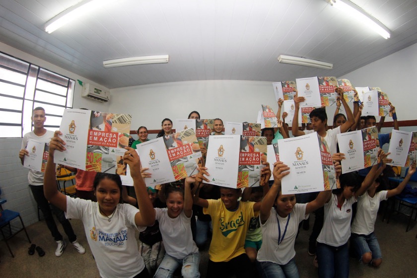 Escola ribeirinha de Manaus recebe projeto de empreendedorismo