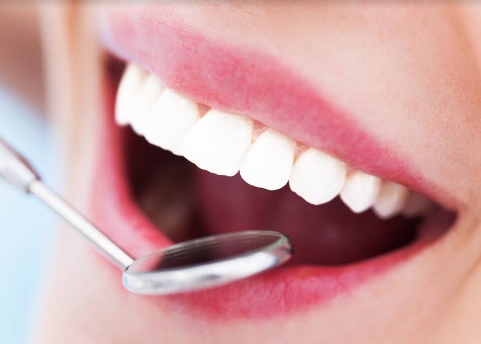 Especialista desvenda 5 mitos sobre a saúde bucal