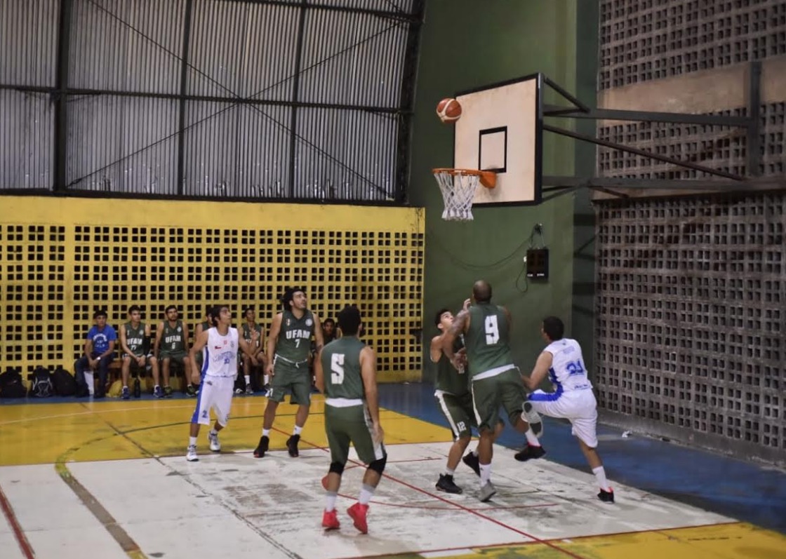 Copa Cidade de Manaus de Basketball chega às quartas de final 