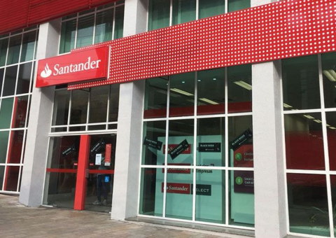 Com salário de R$6,7 mil Santander abre vagas para trainee