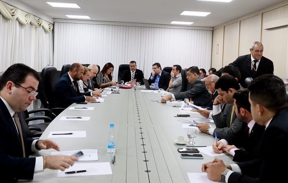 Aleam adia para sexta-feira votação da Lei de Diretrizes Orçamentárias 