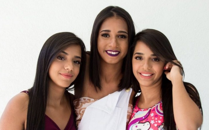  Gêmeas Lacração mostram resultado de silicone e lipo aos 19 anos