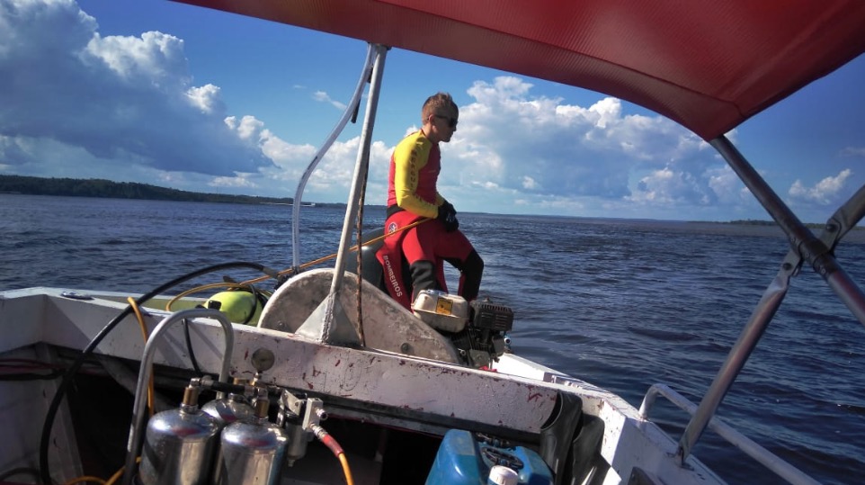 Em Manaus, homem desaparece após entrar em rio