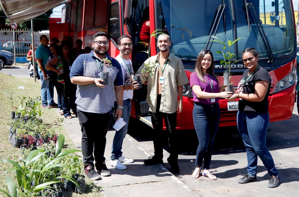 Doação de sangue leva mais de 300 pessoas à sede da Prefeitura de Manaus