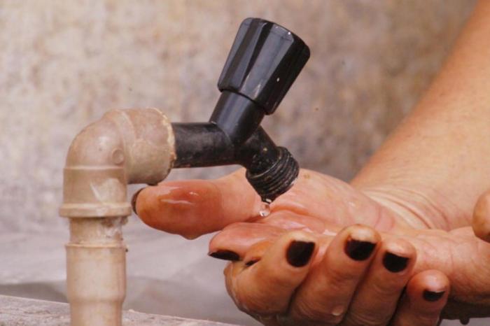 Em Manaus, falha em sistema deixa vários bairros sem água nessa sexta-feira