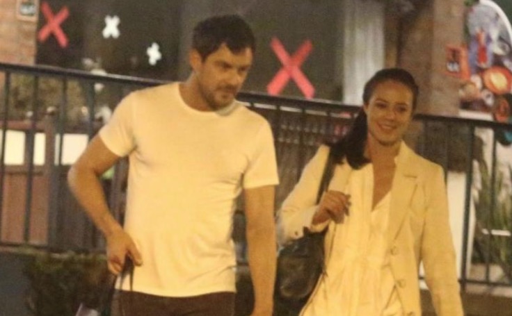 Paolla Oliveira se pronuncia sobre fotos em jantar com Sérgio Guizé