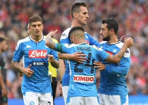 Liverpool é superado pelo Napoli e chega ao 4º jogo sem vitória na pré-temporada