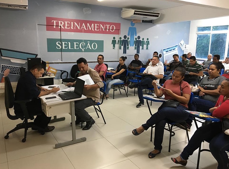 Prefeitura encaminha mais de 30 profissionais para emprego de serviços gerais em Manaus 