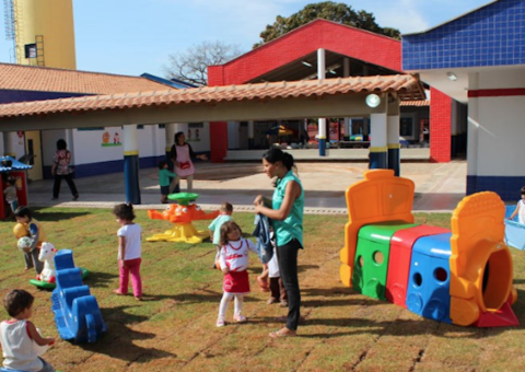 Creches com obras paralisadas dão prejuízo de R$ 2 bilhões