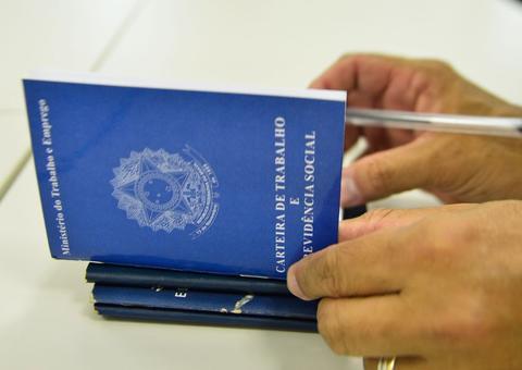Cresce trabalho com carteira assinada no 2º trimestre, aponta IBGE