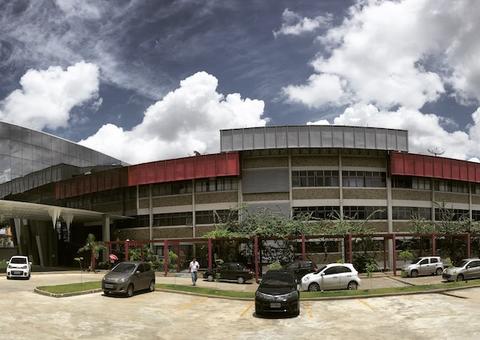 Universidade chinesa comparece a simpósio ambiental em Manaus