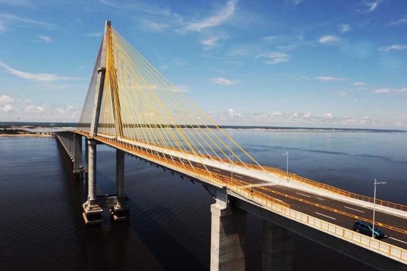 Amazonas Energia quer usar ponte Rio Negro para evitar apagões 