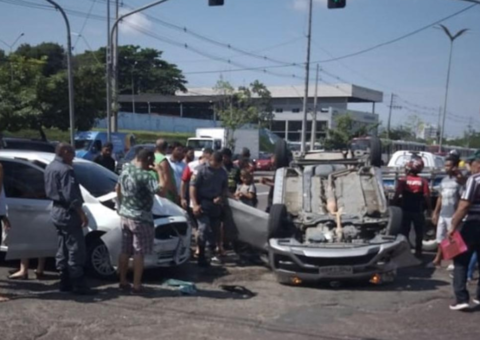 Vereador que causou acidente em avenida de Manaus estava embriagado, diz polícia