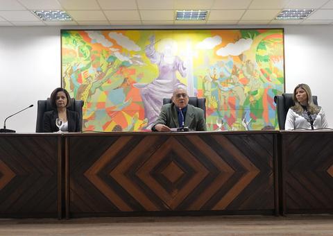 Em Manaus, Tribunal do Trabalho treina servidores em nova versão do PJe Aroeira