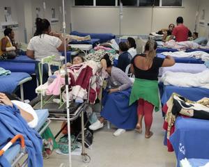 Prendam os médicos e neguem a Constituição