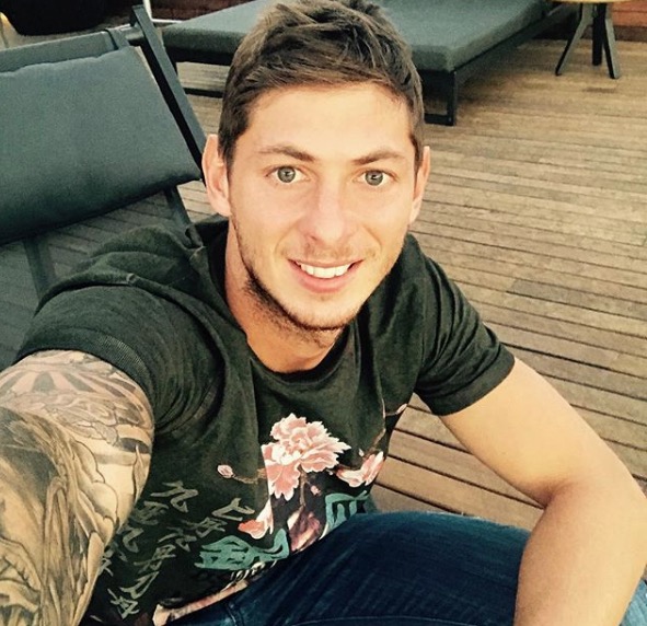 Duas pessoas podem ser presas por vazar fotos do corpo de Emiliano Sala
