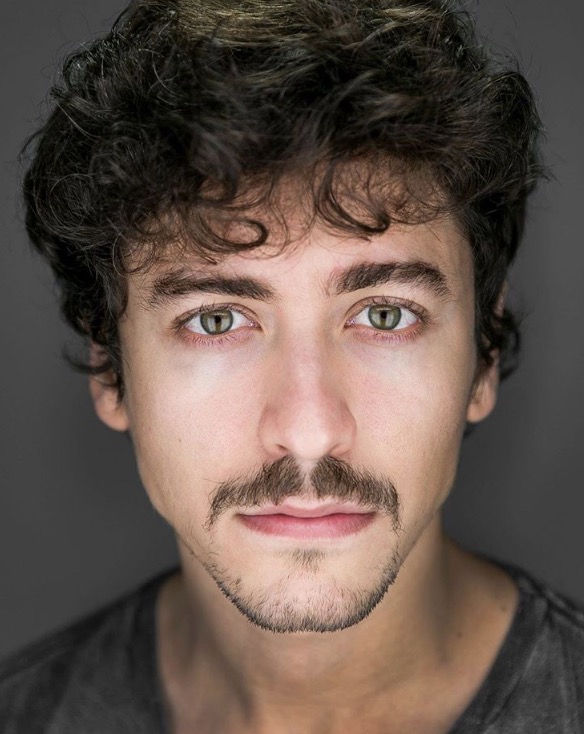 Jesuíta Barbosa, de 'Verão 90', discute sexualidade e se assume: 'Sou viado'