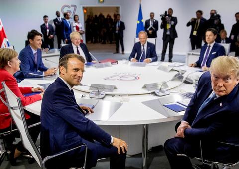 Líderes do G7 decidem enviar ajuda à Amazônia 'o mais rápido possível'