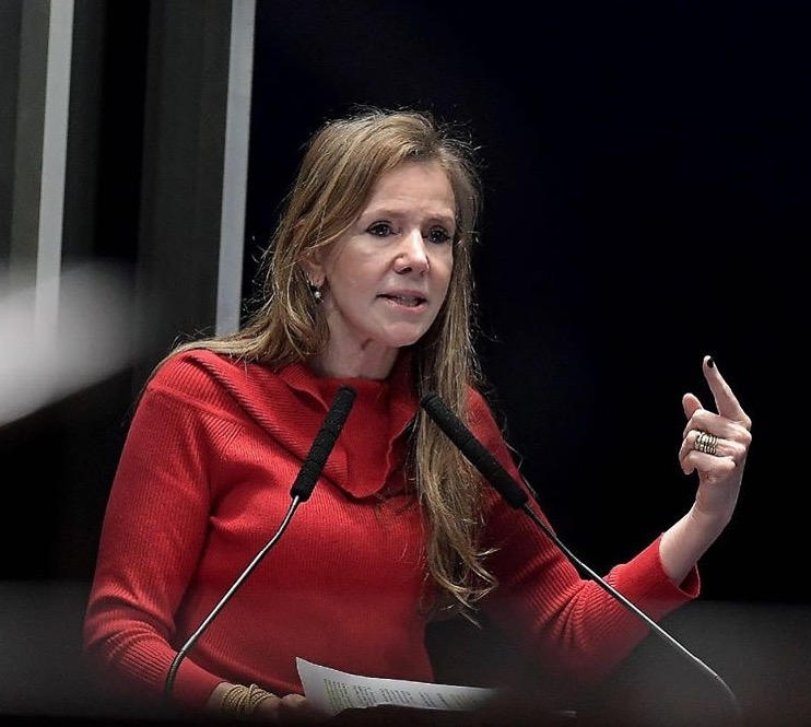 Vanessa Grazziotin deseja ser candidata à Prefeitura de Manaus 