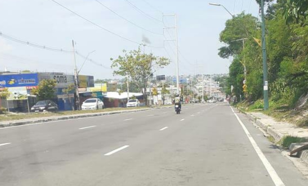 Em Manaus, bandidos atiram em jovem ao pensar que ele iria reagir a assalto