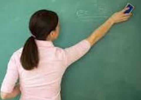 Professora garante na Justiça direito de acompanhar transferência do marido