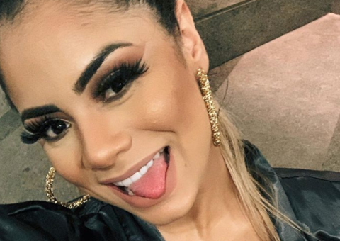 Vídeo: Bêbada, Lexa perde o controle em festa e se arrepende: "fiz várias mer**”