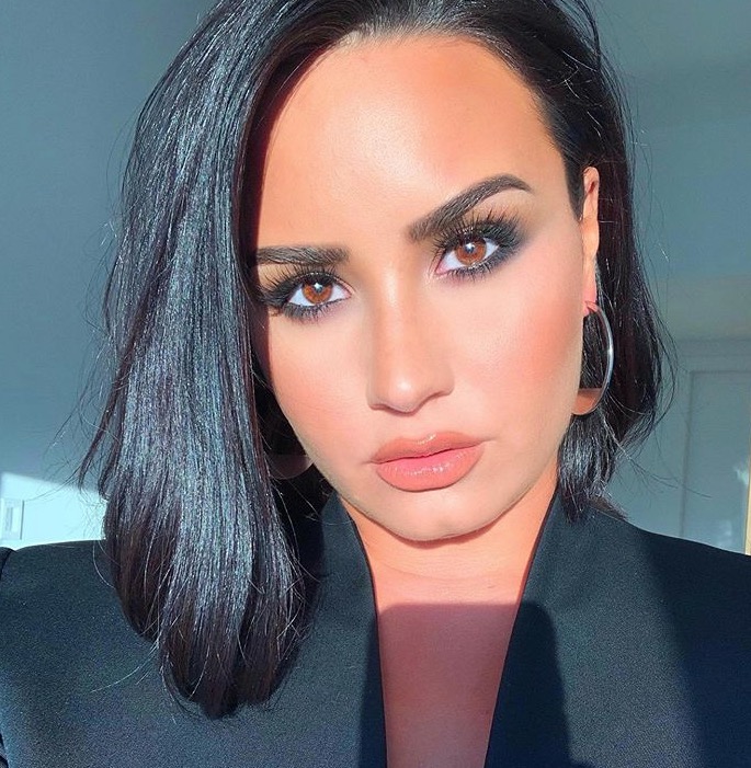 Demi Lovato posta 1ª foto do corpo sem photoshop e faz desabafo:  'maior medo'