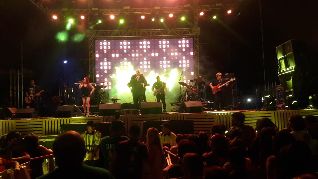 Sidney Magal comanda show dançante no segundo dia do Passo a Paço 2019