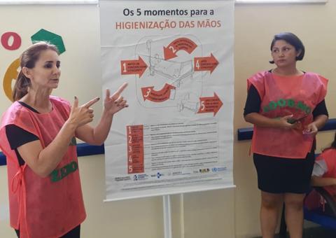 Campanha da FCecon faz conscientização de profissionais de saúde em Manaus
