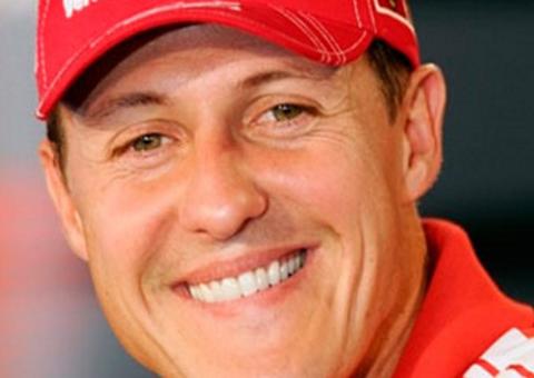 Michael Schumacher é hospitalizado para fazer tratamento secreto 