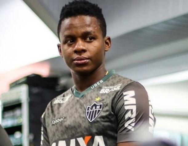 Após confusão em festa, jogador Cazares é acusado de estupro e extorsão