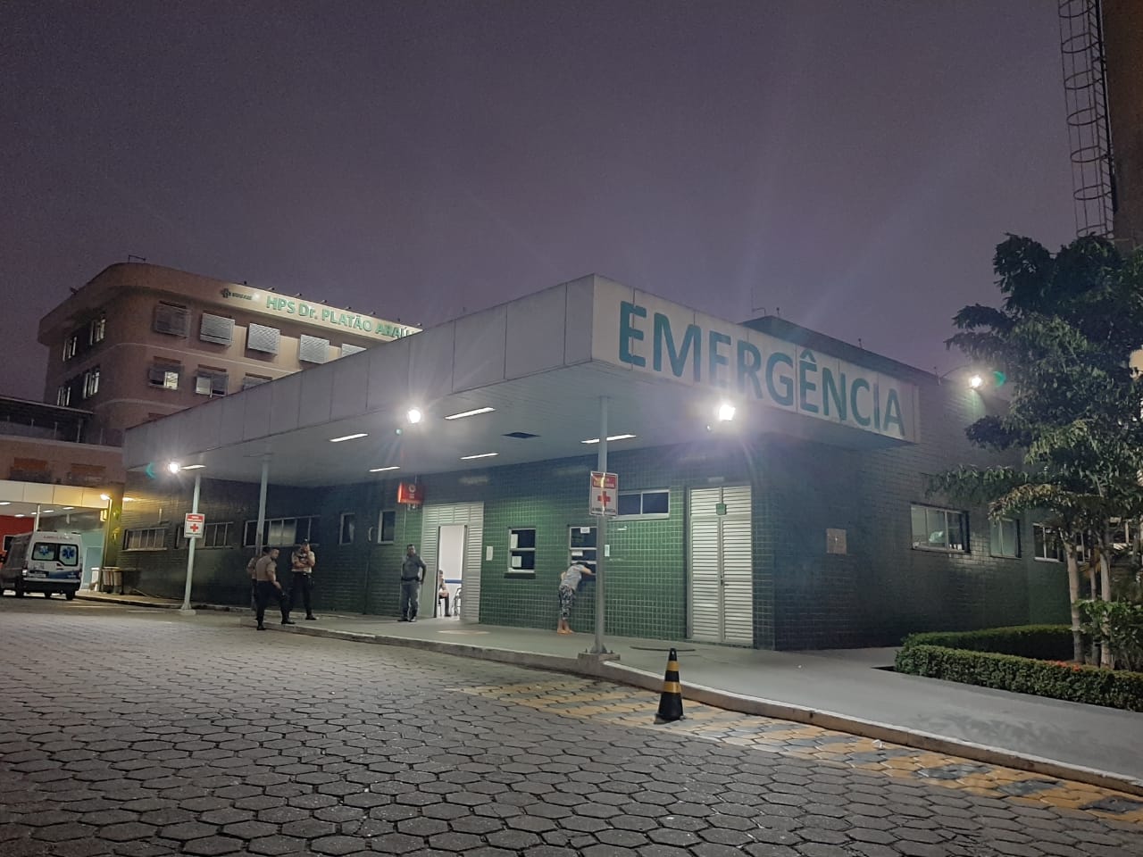 Jovem é baleado com tiro de fuzil ao fugir de abordagem policial em Manaus